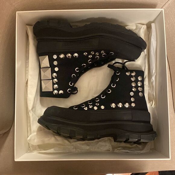 Alexander McQueen Black Studded Boots main image 7